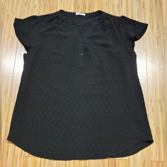 Zeagoo Black Button-Front Top - Picture 1 of 7